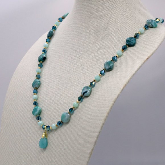 Aqua green Jasmin theme necklace with large silver lobster class. - Picture 3 of 5
